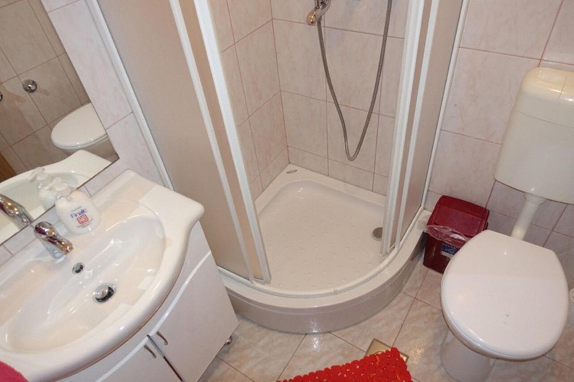 Apartments Ivo Затон Екстер'єр фото