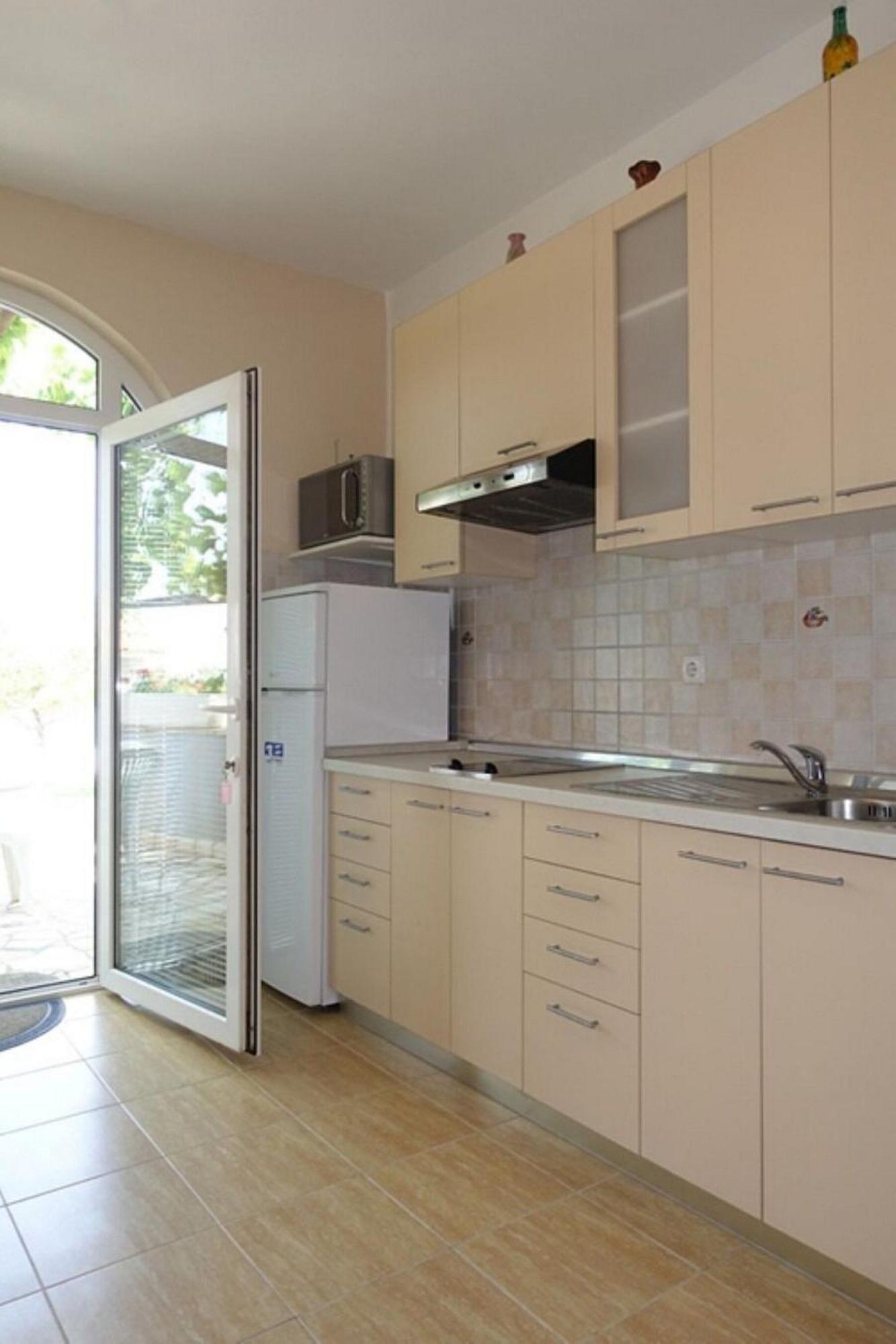 Apartments Ivo Затон Екстер'єр фото